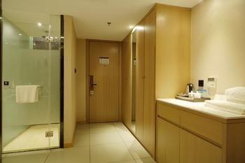 Rising Hotel Chongqing Bagian luar foto