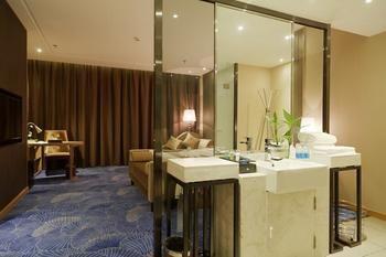 Rising Hotel Chongqing Bagian luar foto