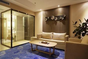 Rising Hotel Chongqing Bagian luar foto